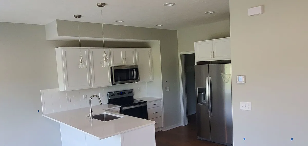 Building Photo - 880 Titan Dr