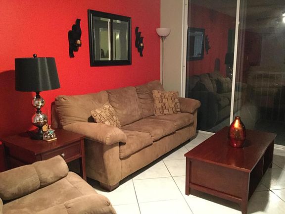 4th image of 3930 S Roosevelt Blvd #N207