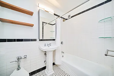 Rented by Living New York