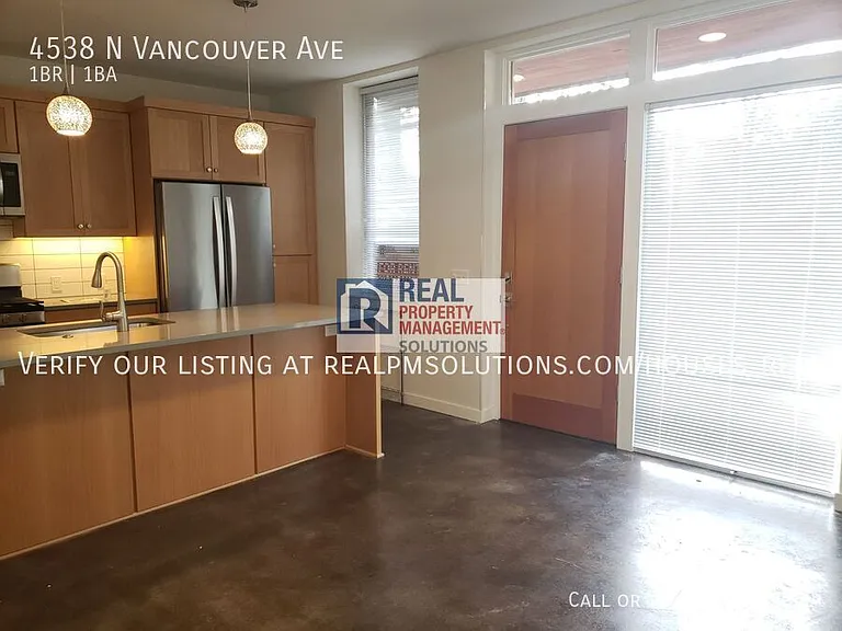 4538 N Vancouver Ave — Photo 6