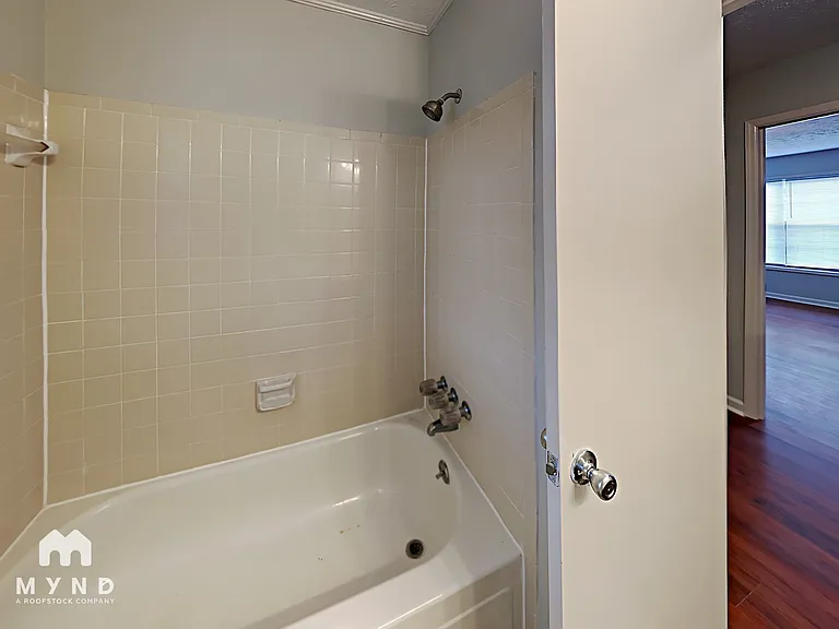 4832 Wyndam Dr — Photo 21