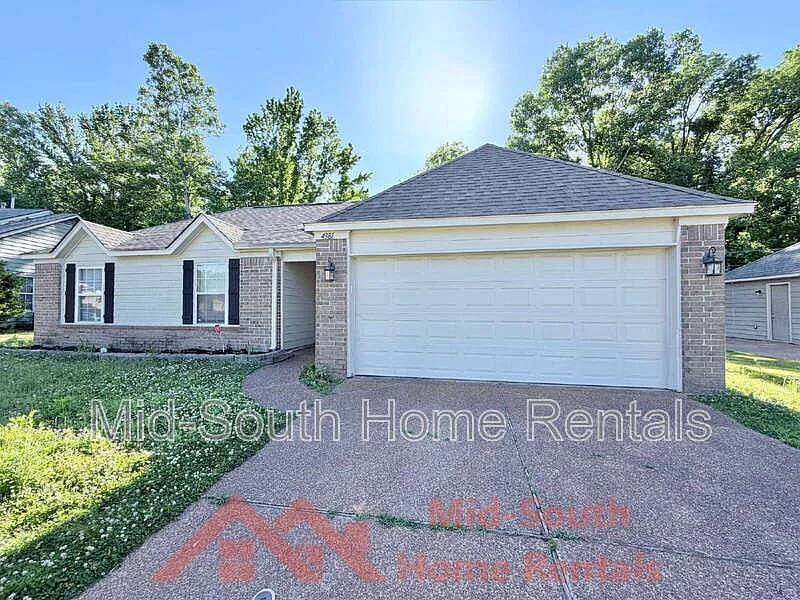 Building Photo - 4381 Pecan Creek Cir S