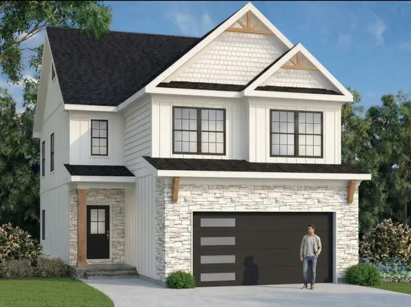 1651 Center St, Whiting, IN 46394