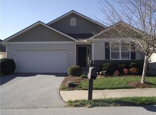 76 Clear Creekside Dr, Hendersonville, NC 28792