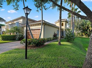 112 Renaissance Dr, North Palm Beach, FL 33410