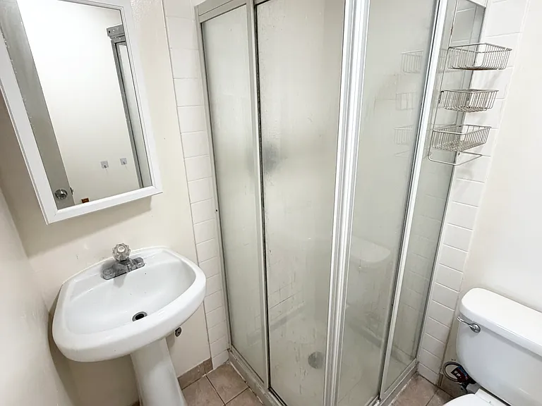 2555 Virginia St #202 — Photo 11