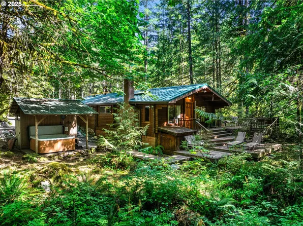 22505 E Lolo Pass Rd, Rhododendron, OR 97049