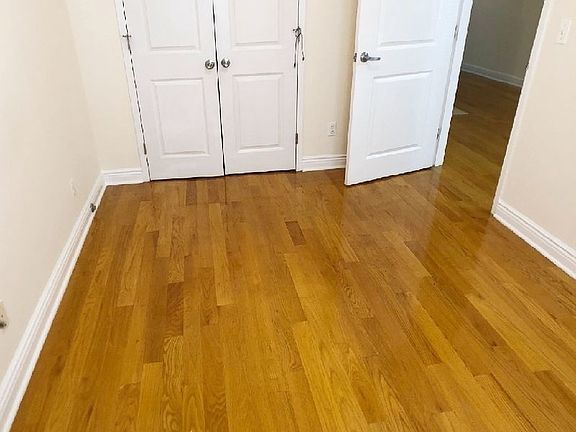 5th image of 29-34 Newtown Ave #1T