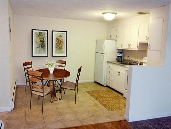 118 Babcock St #23