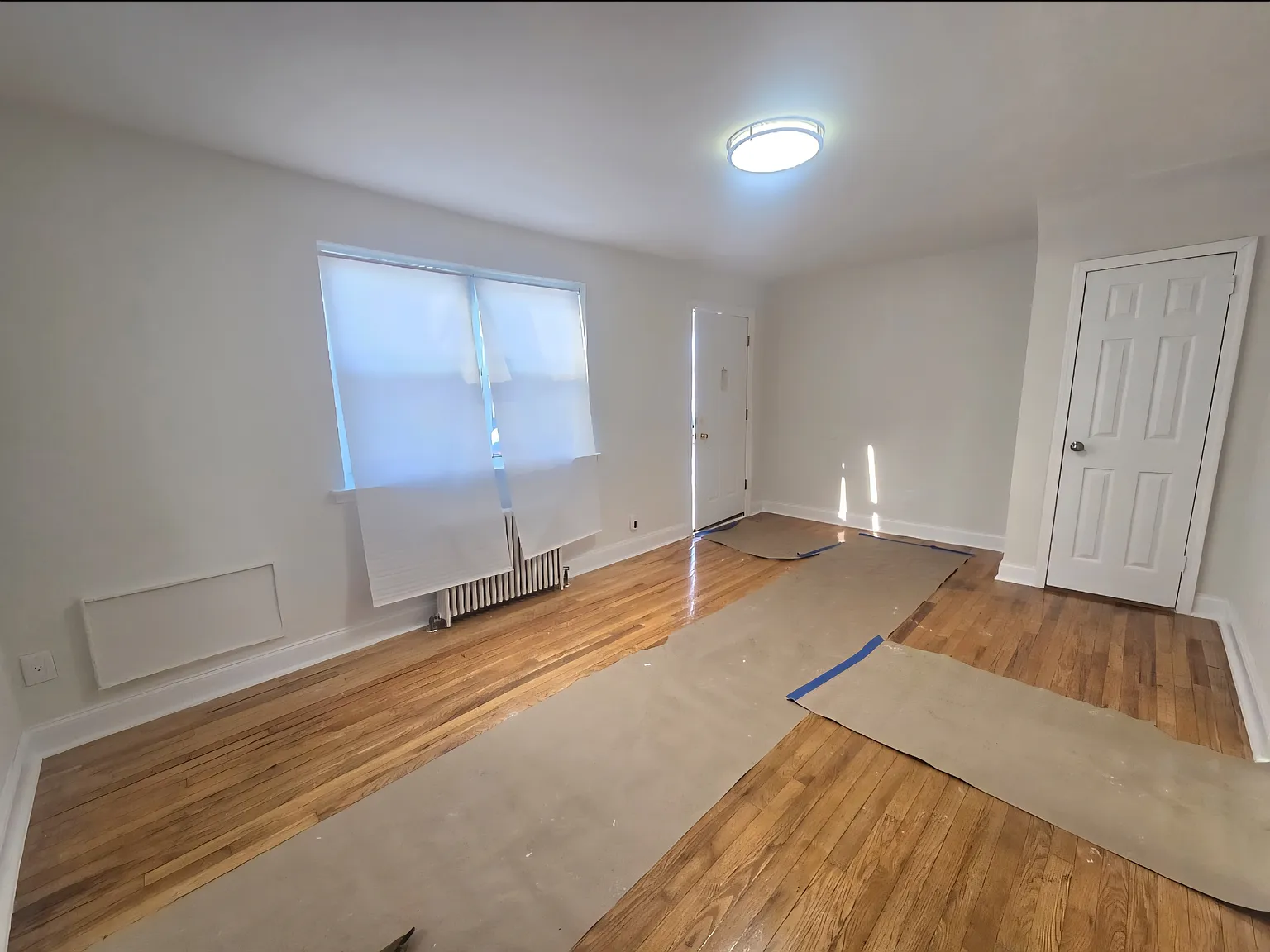 2 bed, 895 sqft, $2,698 — Photo 1