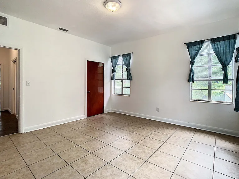 2211 Durham St — Photo 28