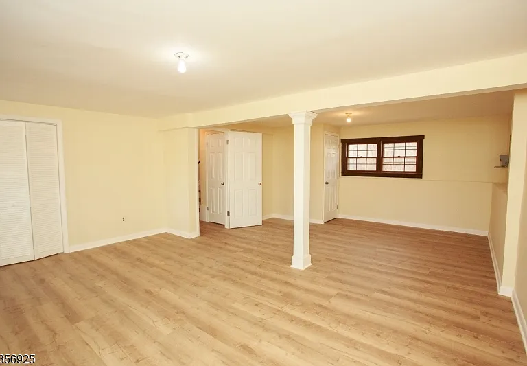 50 Mountain View Ave — Photo 19
