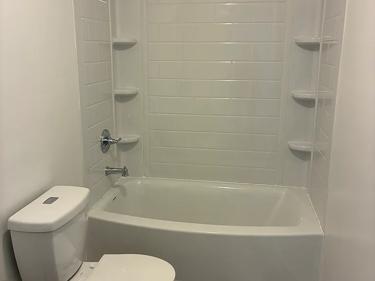 102 Thacker Ln #104 — Photo 9