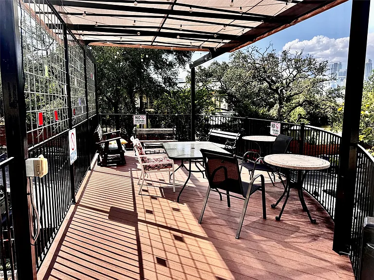 1202 Newning Ave #307 — Photo 9