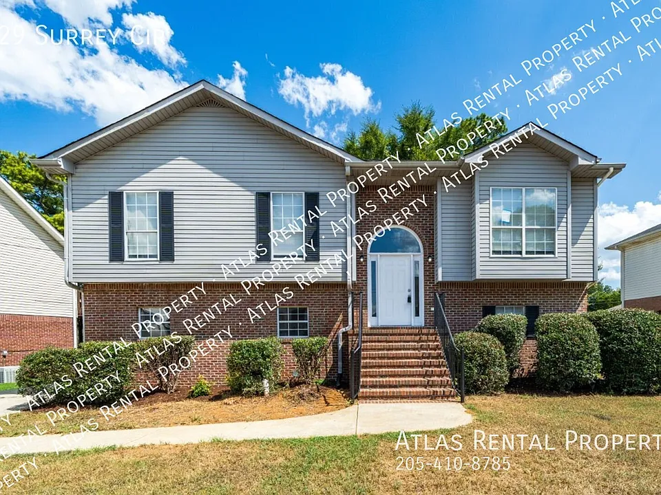 429 Surrey Cir