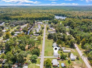 117 Riverside Ave, Satsuma, FL 32189