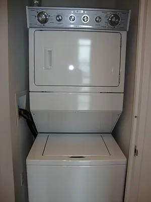 Rented by Camhi NYC Realty Inc | media 33