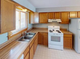 504 N 26th St, Bismarck, ND 58501