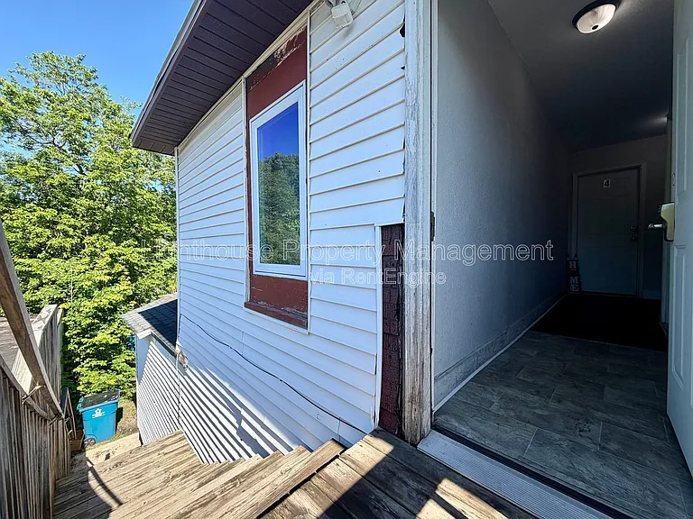 2825 Sanford St #5 — Photo 11