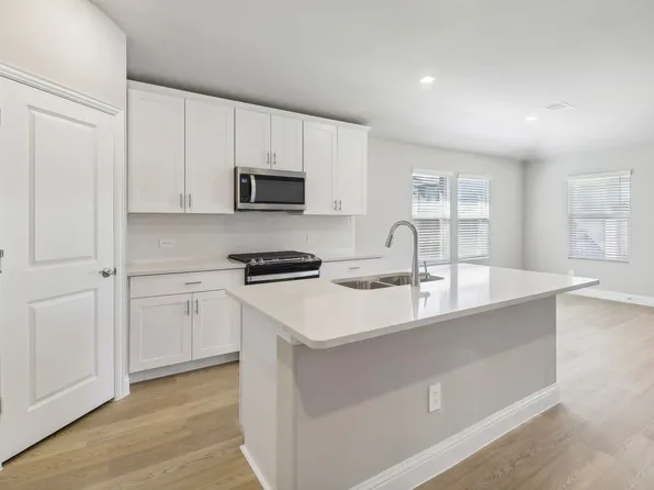 2222 Zephyr Dr, Princeton, TX 75407