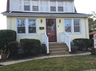 700 Spruce Ct, Baldwin, NY 11510