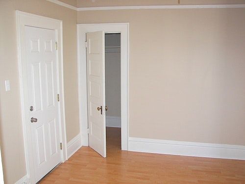 2nd image of 307 W 2nd Ave
