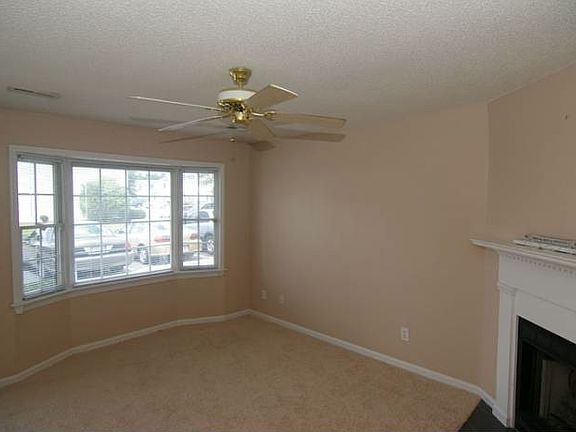 3rd image of 3822 L5 Sterling Pointe Dr