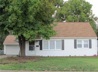 1059 Roseland Rd, Alliance, OH 44601