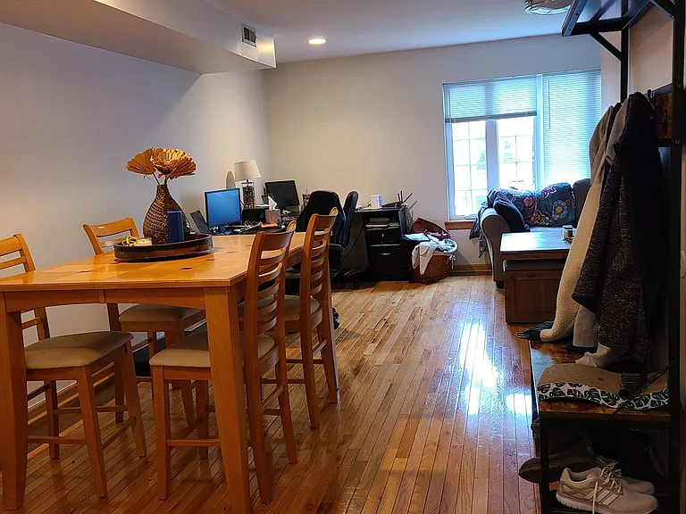 2836 N Damen Ave #2 — Photo 22