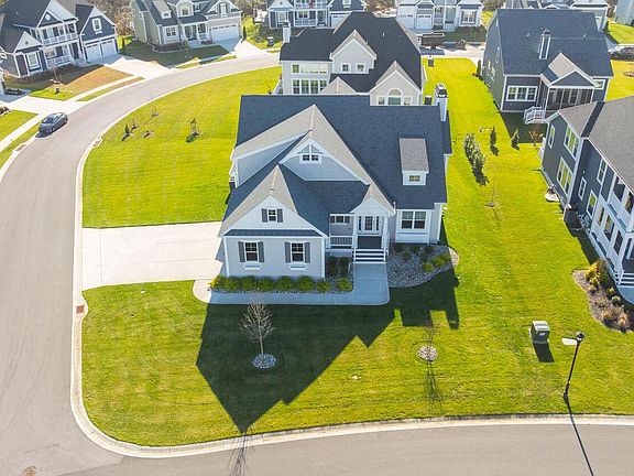 2nd image of 33679 Frehley Dr