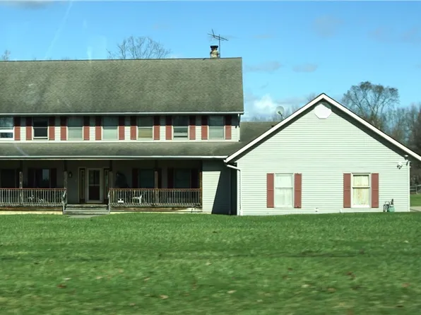 39335 Bainbridge Rd, Solon, OH 44139