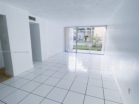 5th image of 870 NW 87th Ave APT 110