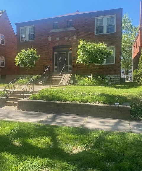 6609 Devonshire Ave #1W — Photo 1