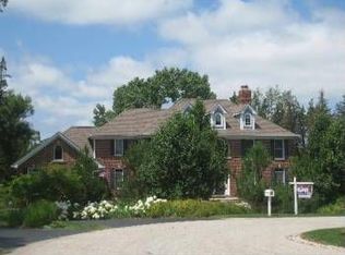 130 Arboretum Dr, North Barrington, IL