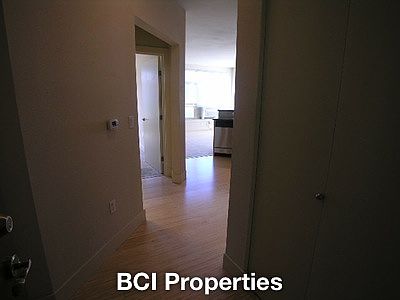 3rd image of 1501 Tacoma Ave S Unit 206