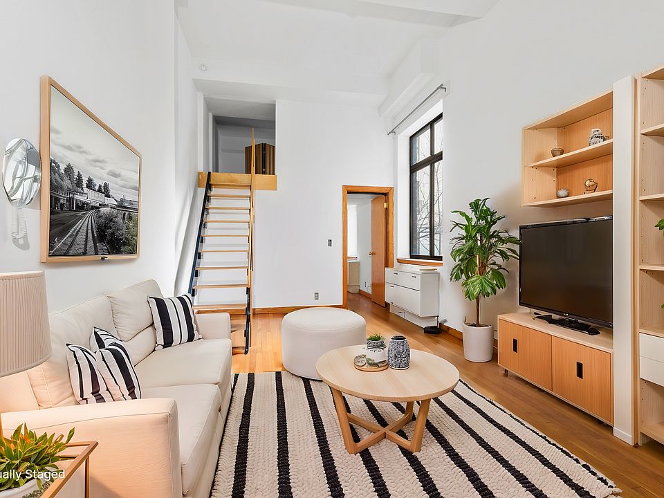 1st image of 457 W 46th St APT 5b