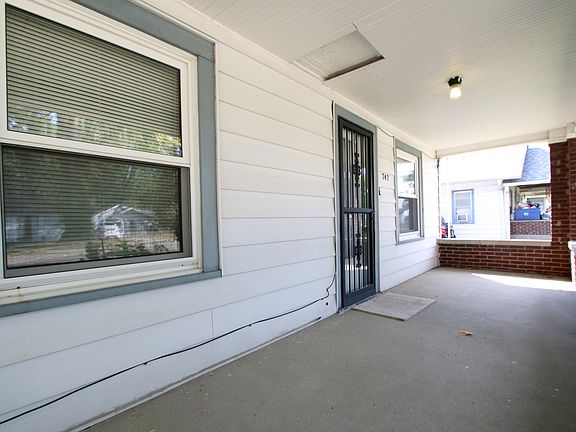 5th image of 747 Sparrow Ave