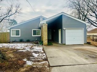 661 Orangewood Dr, Virginia Beach, VA 23453
