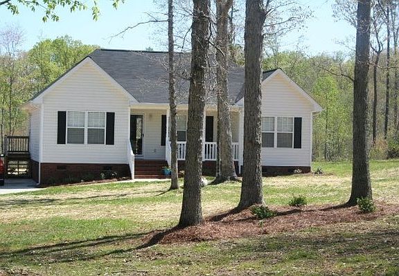 2nd image of 261 Gills Creek Dr