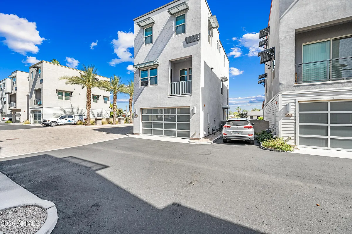 Building Photo - 3510 N Miller Rd #1023