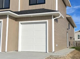 8854 85a Ave #A, Grande Prairie, AB T8X0R5