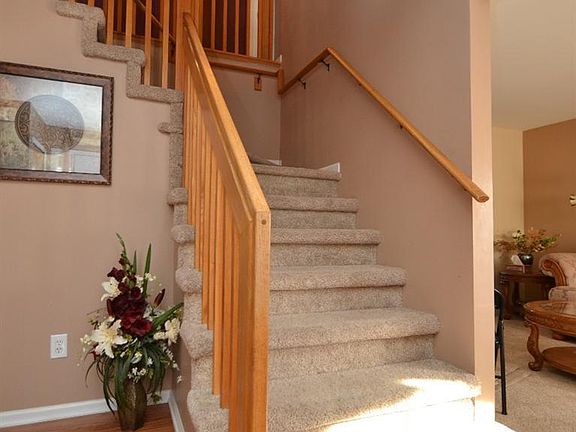 2nd image of 4131 Inglewood Dr