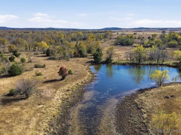 310 Road, Morris, OK 74445