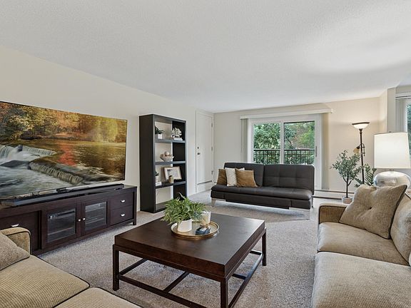 5th image of 3412 Oak Ridge Rd APT 211