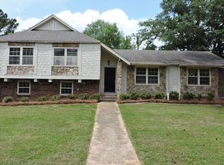 2009 Carraway Ln, Birmingham, AL 35235