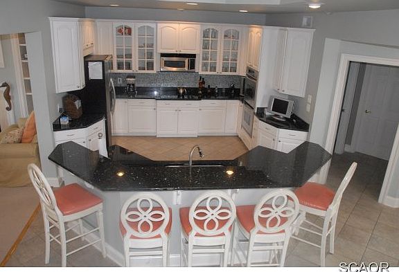 3rd image of 40133 Fenwick Ave #6