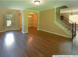 13465 Berkstone Loop, Olive Branch, MS 38654