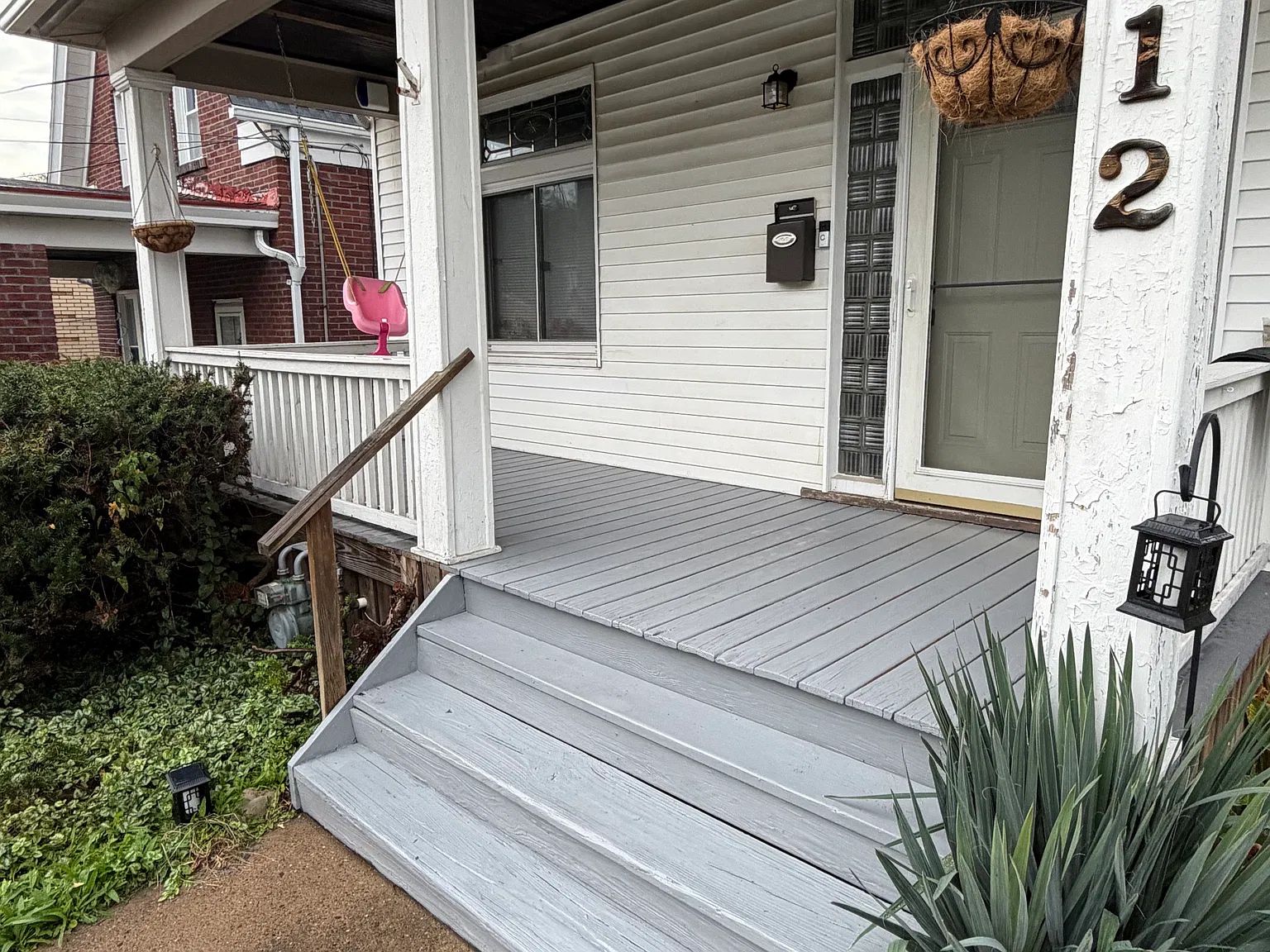 1612 Belasco Ave — Photo 2