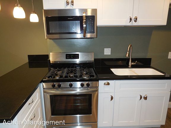 2nd image of 1818 N Kingsley Dr APT 17