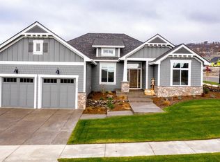 3995 Calle Vista Dr, Medford, OR